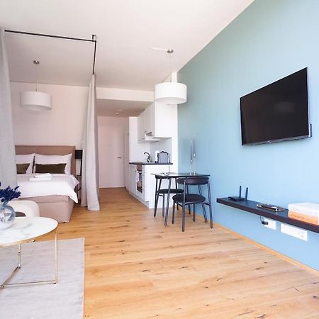 Boutique Studio With Terrace And Pool Wiedeń Zewnętrze zdjęcie