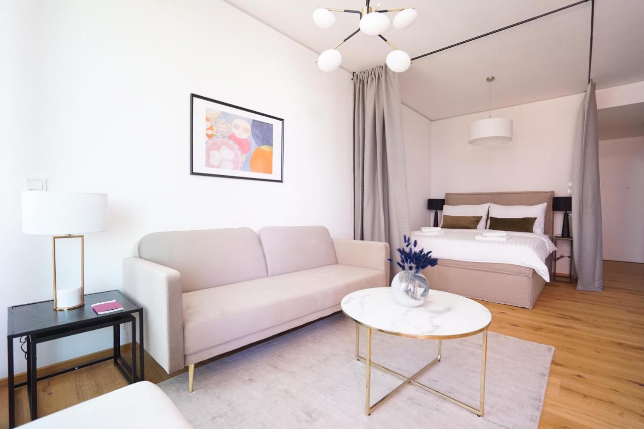 Boutique Studio With Terrace And Pool Wiedeń Zewnętrze zdjęcie